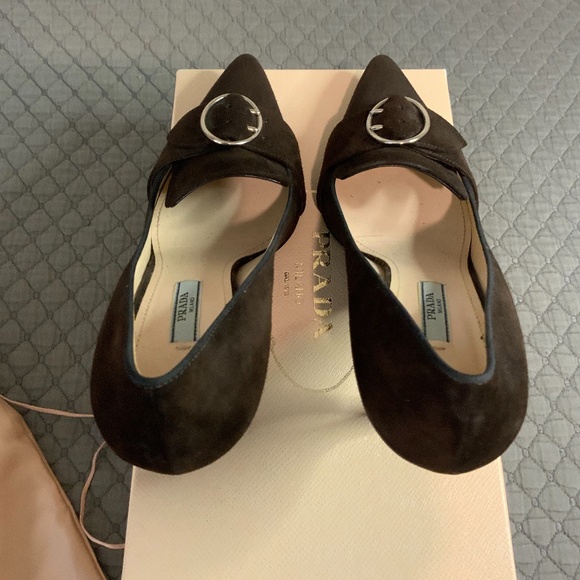 Prada Suede Pumps - Picture 4 of 6